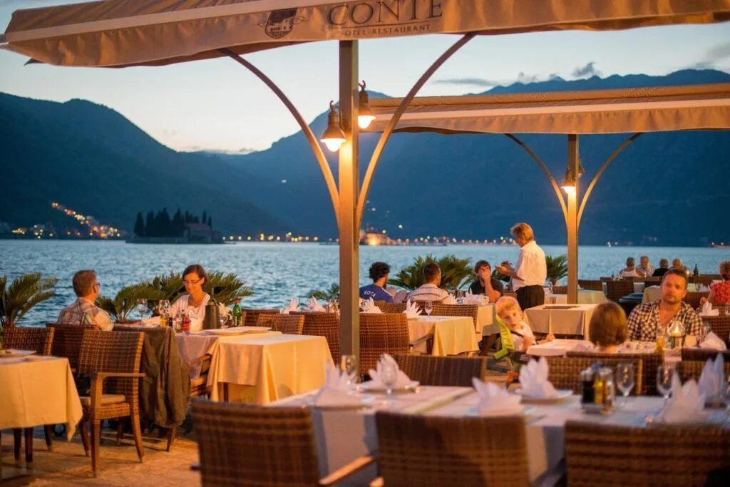 Ресторан Коноба в Черногории. Conte Restaurant Perast. Conte Perast Montenegro Hotel. Ресторан Vista 360 Черногория.