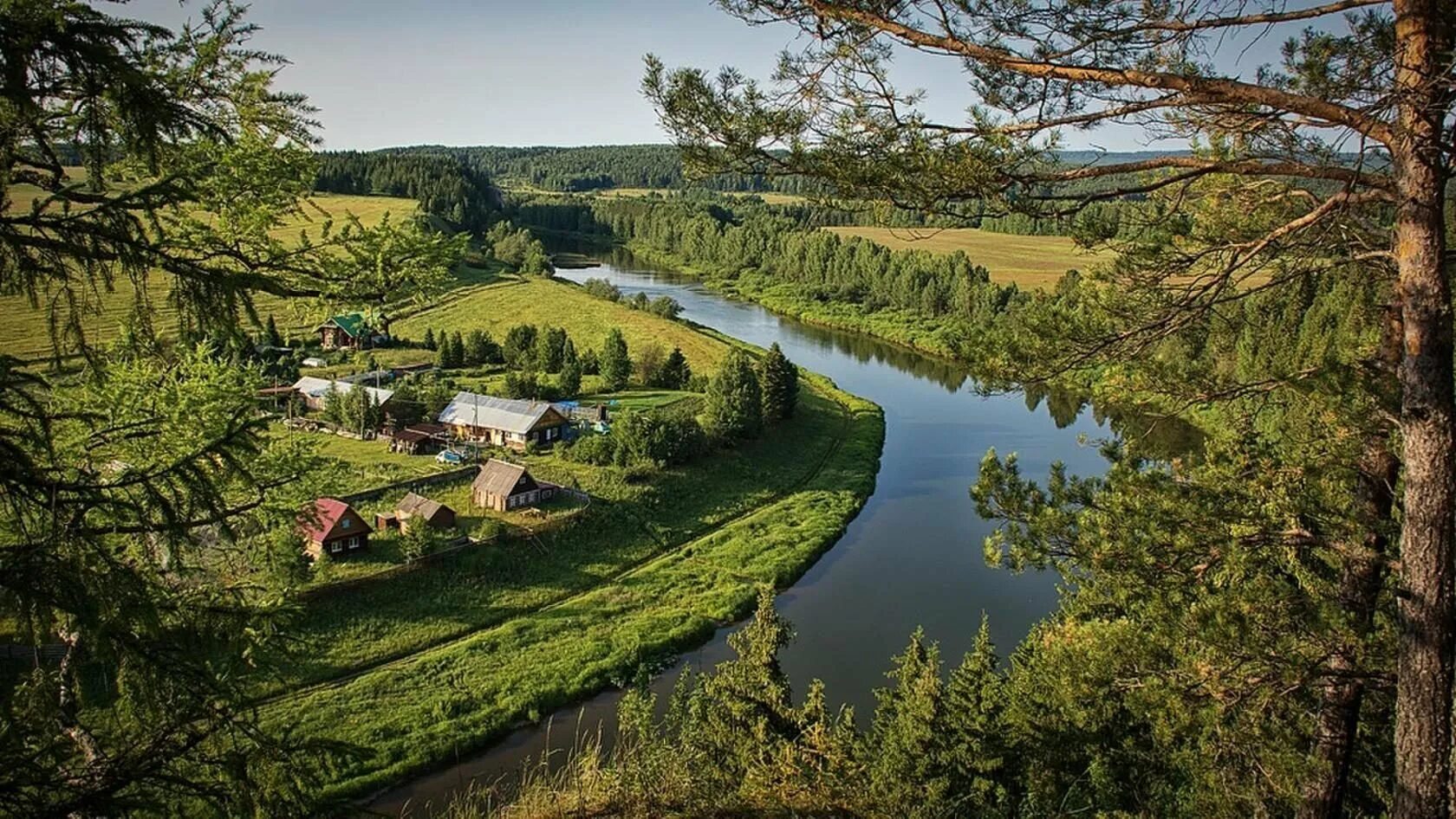 Ландшафт европейской части россии. Красоты Южного Урала деревня. Южный Урал деревеньки. Деревня Усьва Пермский край. Урал Шалинский район красота природы.