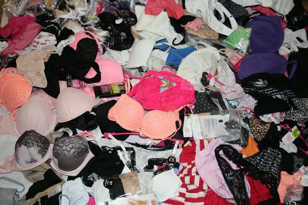 вещи секонд хенд. вещи из секонд хенда. гигантский секонд хэнд. магазин чердак в ростове на дону. секонд хенд одежда.