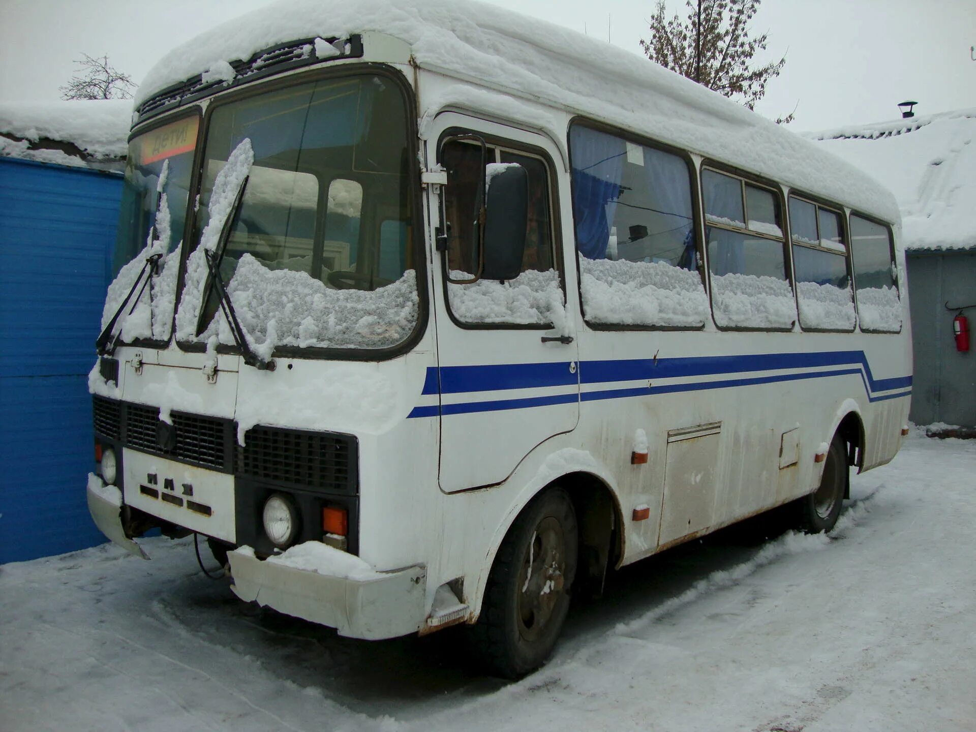 Авито автобусы бу паз. Автобус ПАЗ 332053-20. ПАЗ автобус 2004 года дивигител. Автобус ПАЗ заказной. ПАЗ-3742.