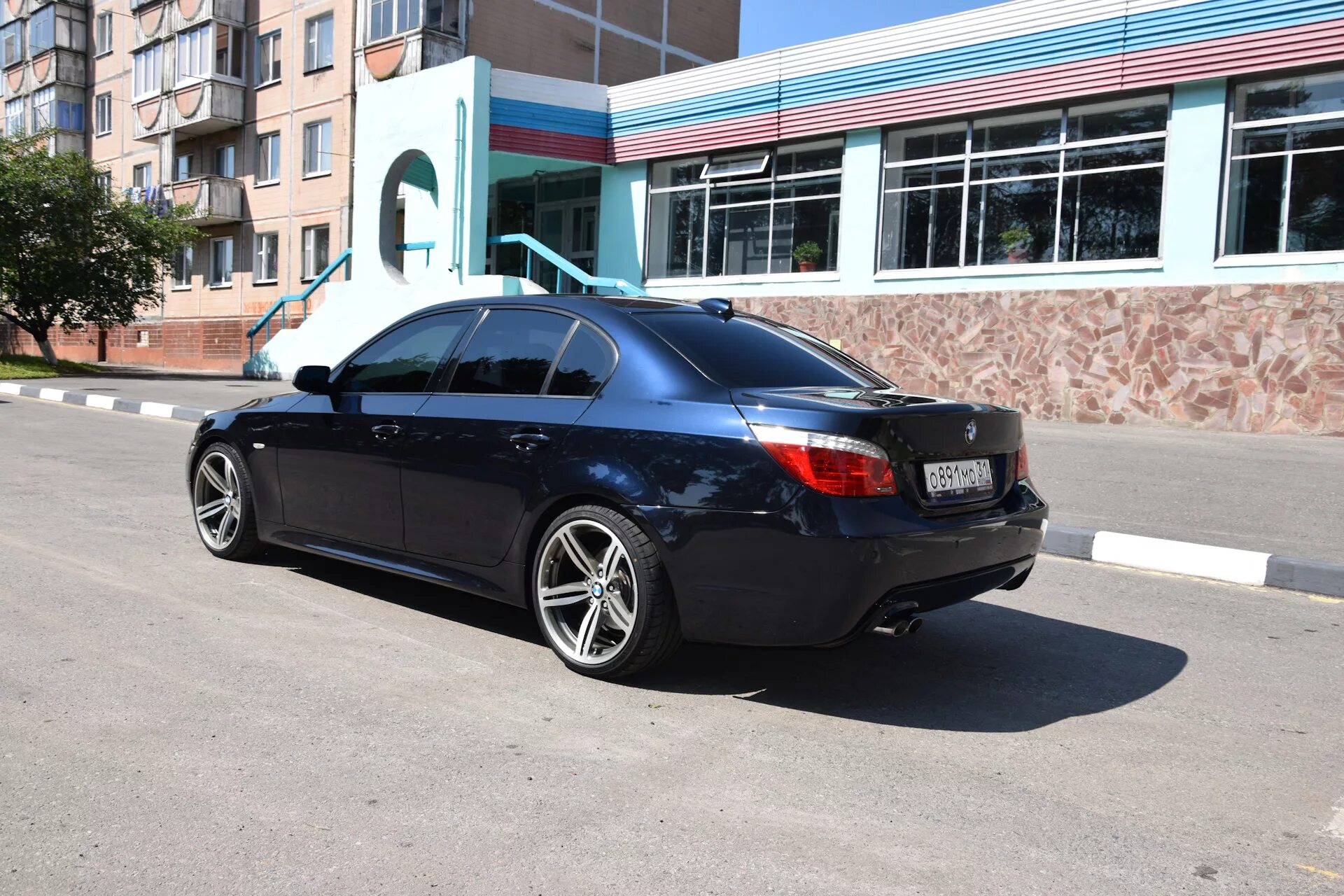 Купить диски е60. БМВ е60 r18. BMW 5 e60 диски. BMW 5 e60 r18. BMW 5 е60 r20.