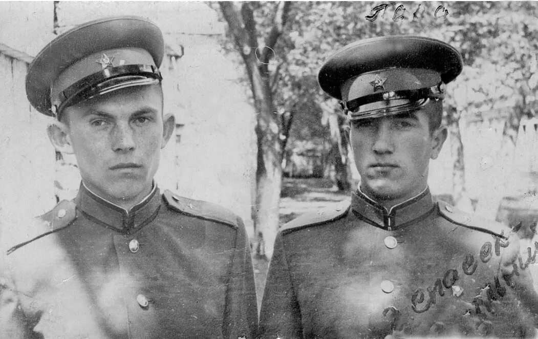 Полиция спасск дальний. Спасск дальний военкомат. Военкомат спасск-дальний. Военкомат спасск-дальний. Сквер победы спасск дальний.