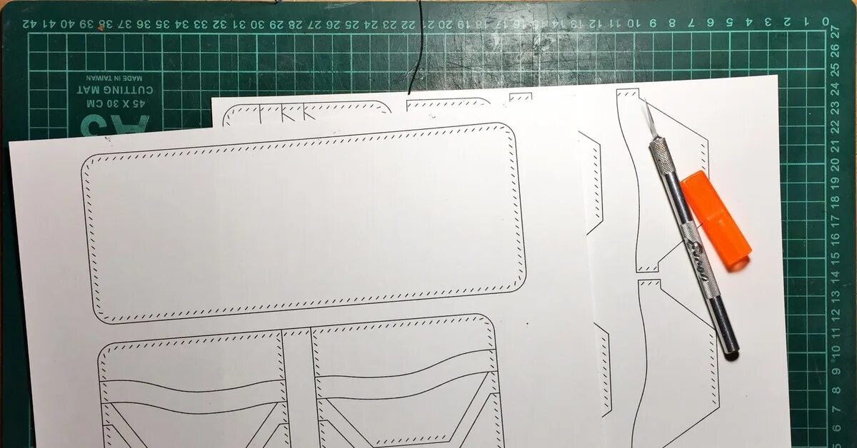 Bifold (purse) - gollum.space