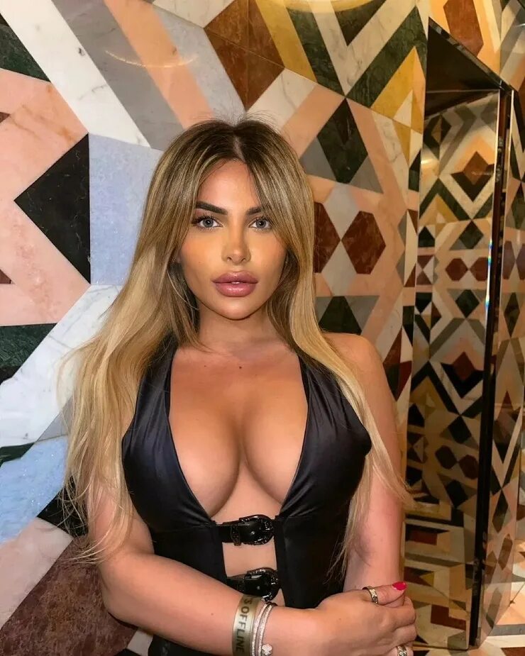 большие девочки 23. красивые девушки в купальниках. Denise milani биг. либби пауэлл. дениз милани бюст.