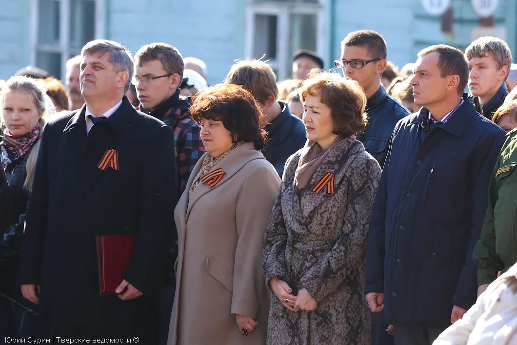 Погода в красном холме на неделю. Красный холм аллея героев советского Союза. Аллея героев в г. красный холм Тверской области. Красный холм Тверская область администрация Морозов Юрий. Школа 1 красный холм Тверская область 2021 год.