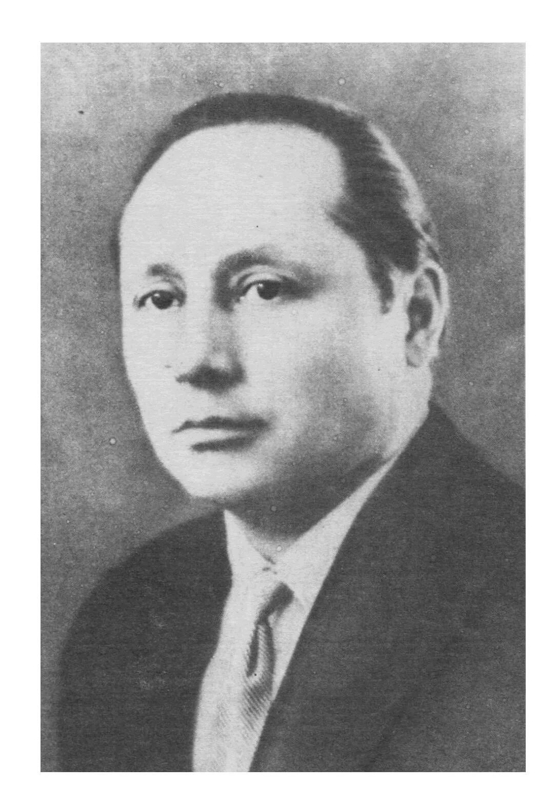 Рустем мухаметхазеевич яхин. Рустем мухаметхазеевич яхин