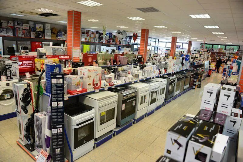 склад уцененной бытовой техники. бытовая техника опт. некондиция бытовая техника. холодильник ру петухова 71. бытовая техника оптом москва.