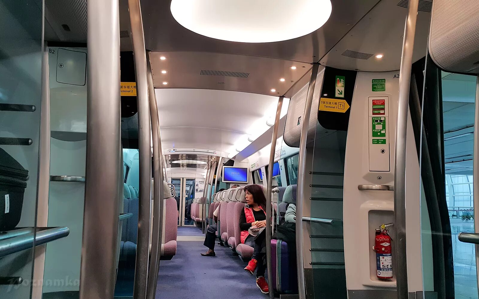 Фэй вонг чунгкингский экспресс. Вонг карвай экспресс. «чунгкингский экспресс» / chung hing sam lam. «чунгкингский экспресс» / chung hing sam lam. Вонг карвай экспресс.