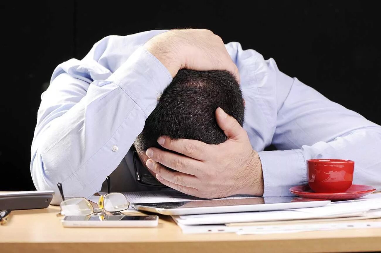 Burnout stress. Выгорание. Эмоция усталость. Работа, девушка, выгорание. Burnout stress.
