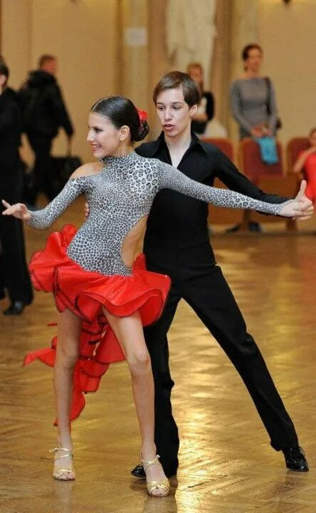 Платье ю1 стандарт-латина 2 в одном. Платье латина ю1 оранж. Платье ю2 латина и стандарт. Латина ю1. Платья латина ю1 2022.