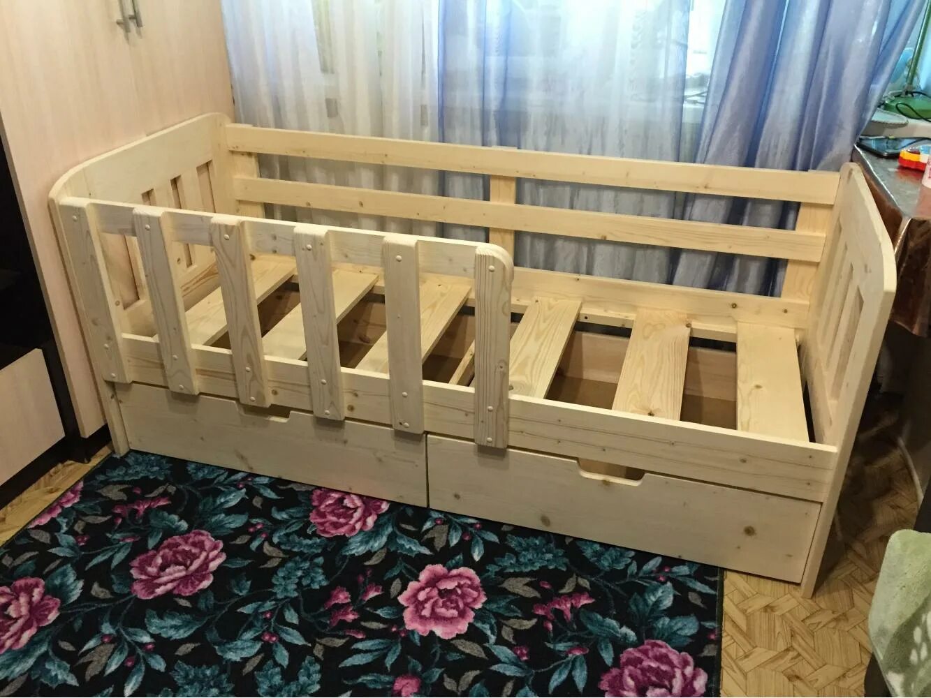 Детская кровать из досок. Детская кровать из досок. Как сделать детскую кровать своими руками. Как сделать детскую кровать своими руками. Детская кровать.