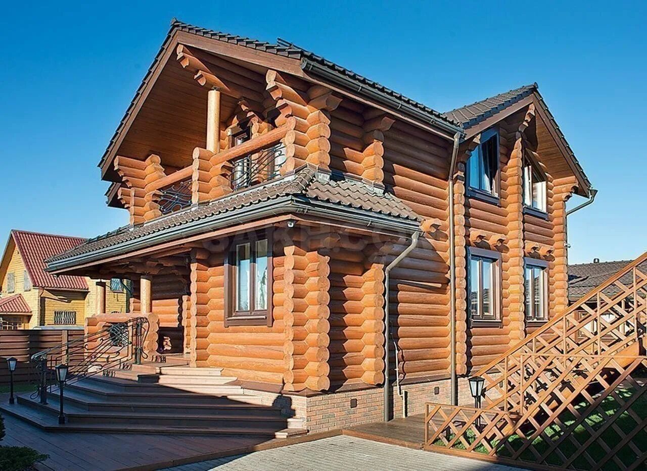дом из оцилиндрованного бревна терем. оцилиндрованное бревно москва. небольшой домик из оцилиндрованного бревна. дом из оцилиндрованного бревна терем. деревянный дом оцилиндровка из оцилиндрованного.