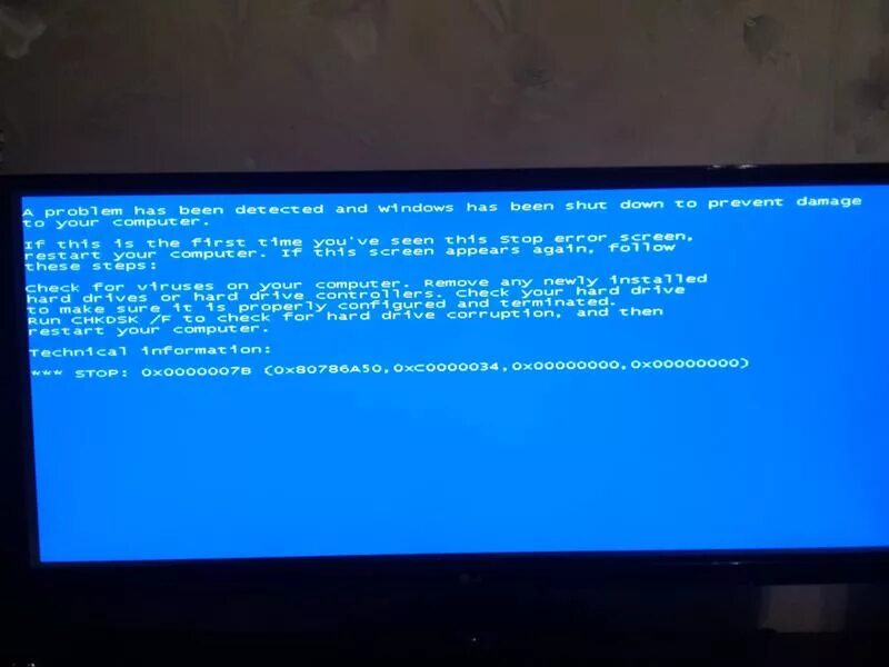При установке windows 10 синий экран. При установке windows 10 синий экран