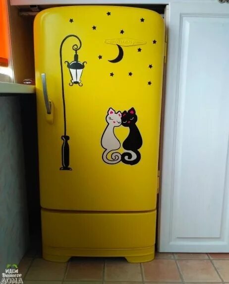 Покрасить холодильник в домашних условиях какой краской. Разукрасить холодильник. Реставрируем холодильник. Покрасить холодильник. Преобразить старый холодильник.