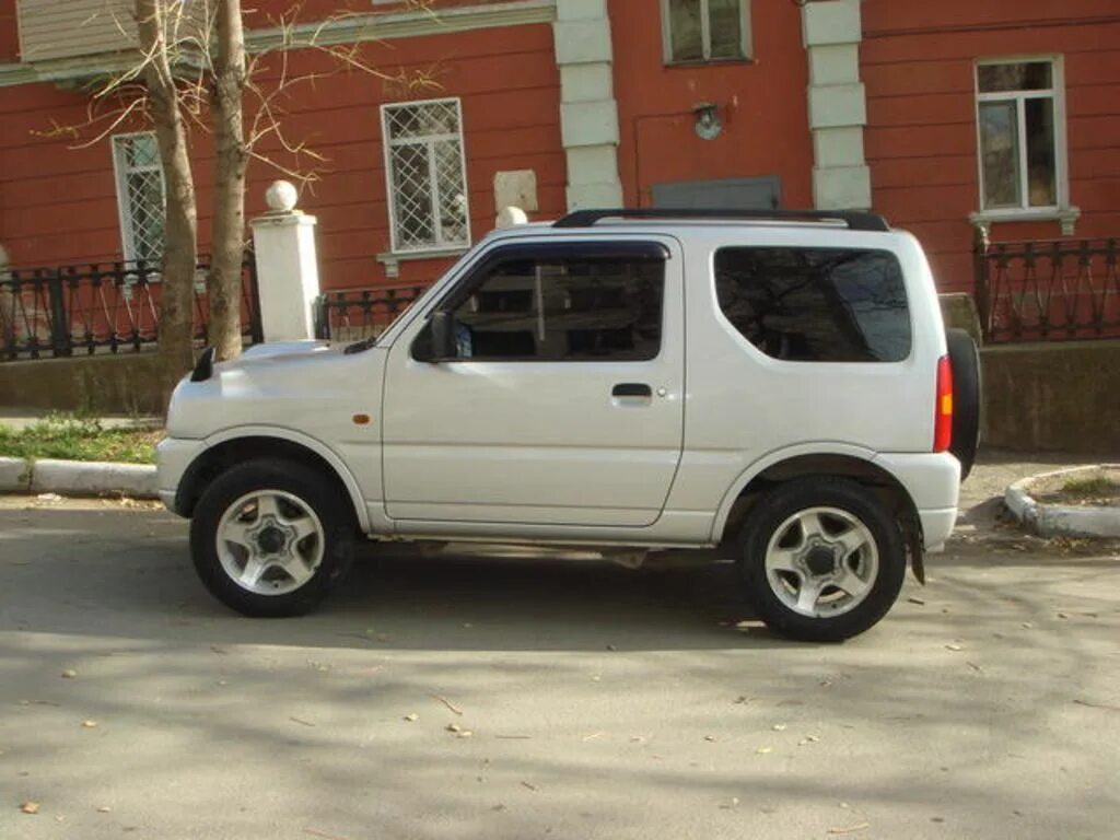 Сузуки джимни 2000г. Сузуки джимни 2000г. Suzuki jimny 43 кузов. 7. Сузуки джимни 0.