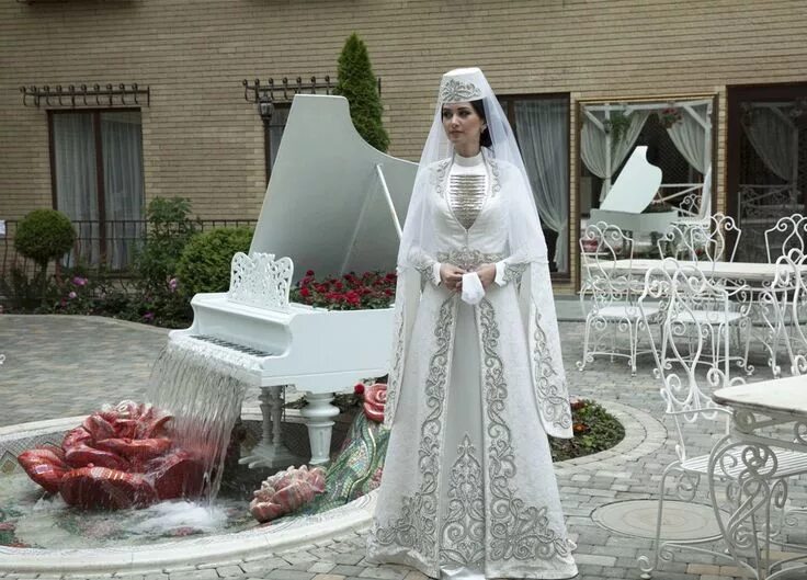 сборы невесты. Свадебный фотограф Батраз Табуев