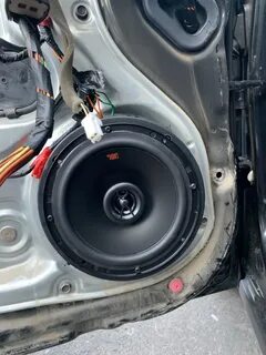 Как подключить колонку hyundai