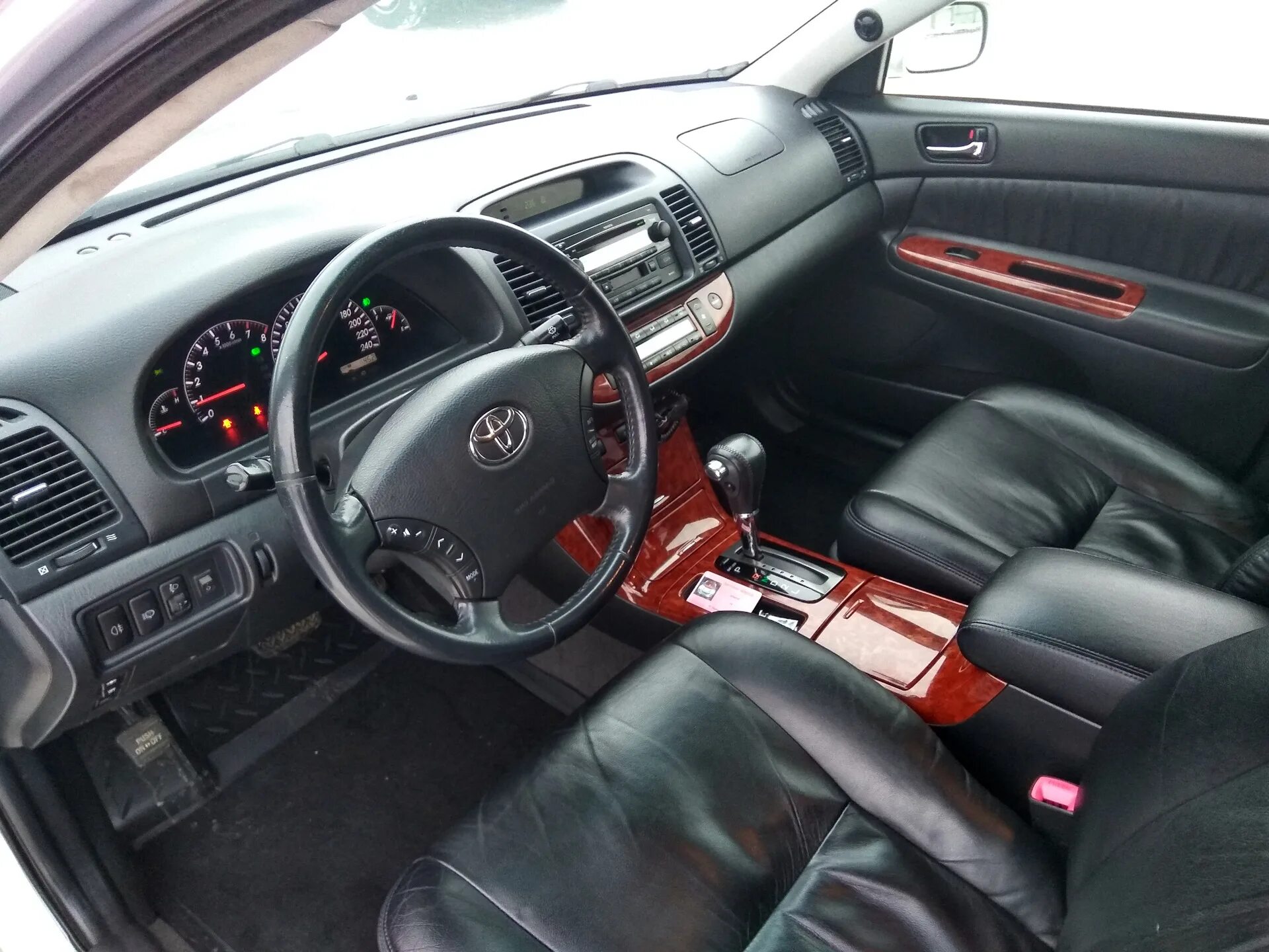 Toyota Camry V (XV30) Рестайлинг 2004 - 2006 Седан: кузов, класс, тип и объём дв