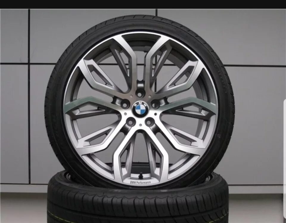 Bmw e70 r20. Диски бмв х5 r20. Диски 20 бмв х5. Bmw x5 f15 диски. Диски 20 бмв х5.