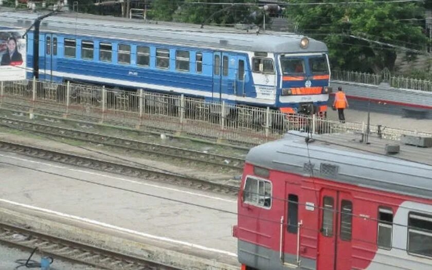 Электричка Саратов Аткарск. Электричка с Лопуховки в Саратов. Электричка Саратов Ртищево. Электропоезд Саратов Анисовка.