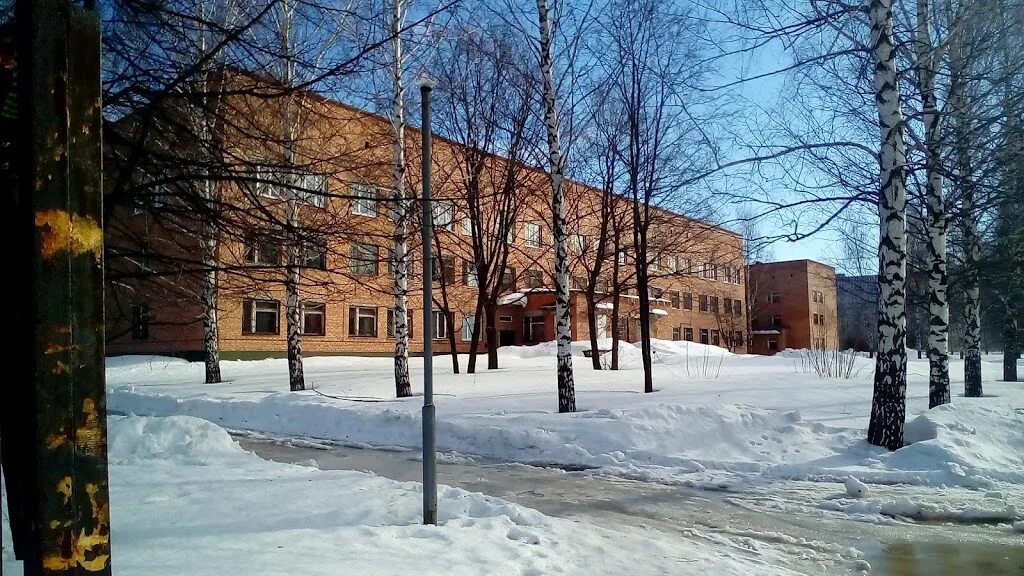 Детская поликлиника на тукая нижнекамск. Менделеева 45 детская поликлиника. Детская поликлиника нижнекамск. Детская больница нижнекамск. Детская поликлиника на менделеева нижнекамск.