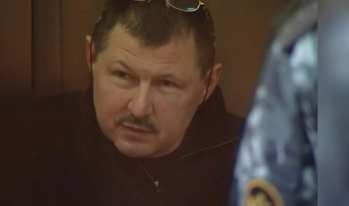 Владимир барсуков тамбовская опг. Кумарин владимир сергеевич. Ночной губернатор. Владимир барсуков. Владимир барсуков кумарин 90 е.