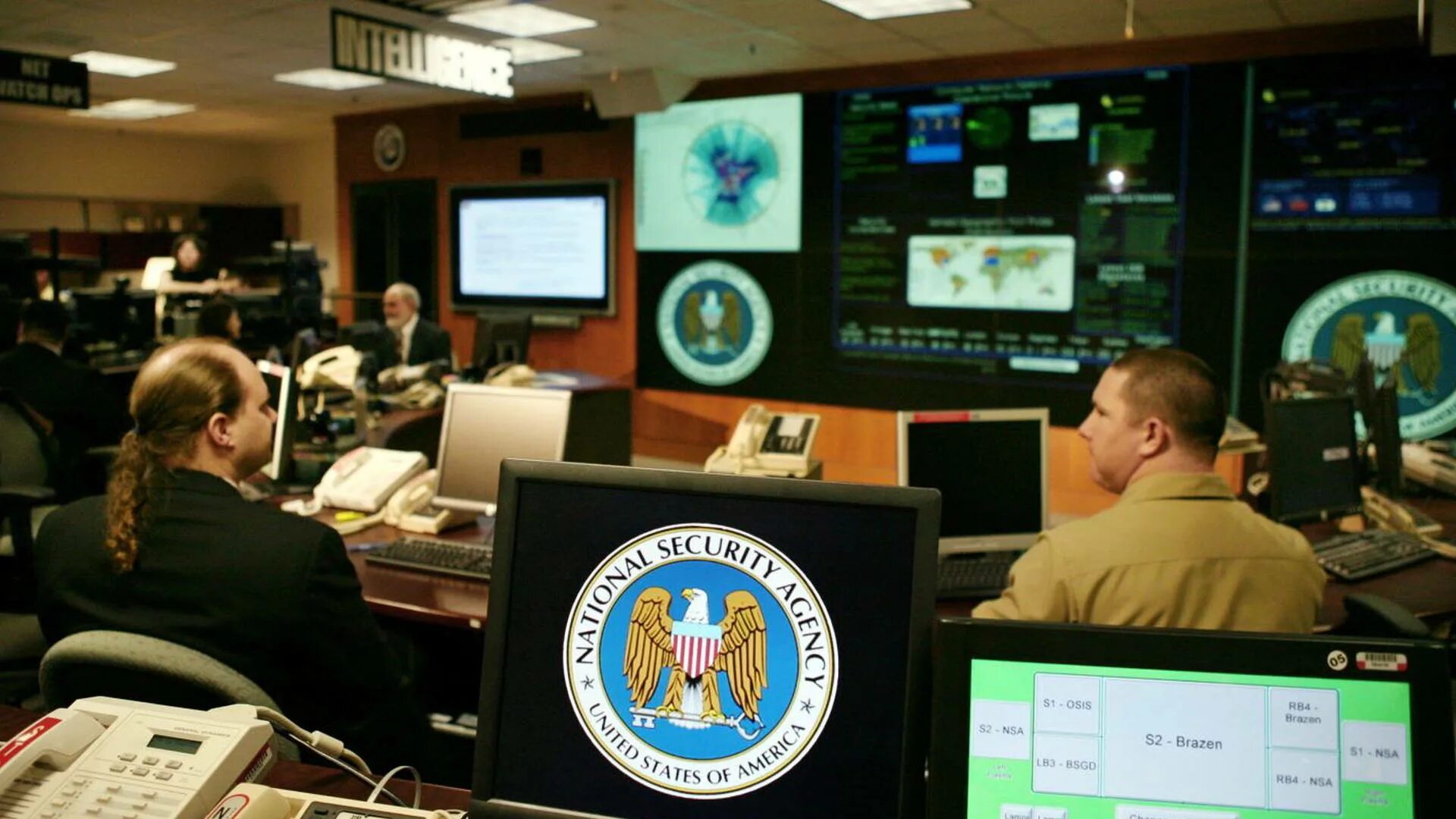 Администрация Трампа может начать делиться конфиденциальными данными с Россией