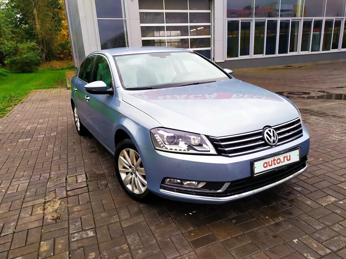 Курск купить пассат. Пассат б7 голубой. Пассат б7 2011 года. Volkswagen Passat b7 Wrapping. Volkswagen Passat b7 седан.