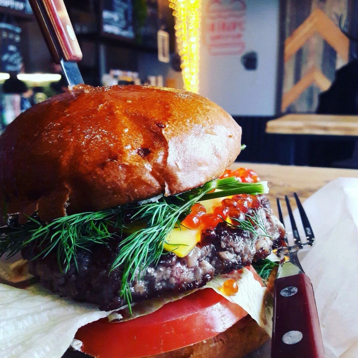 Бургер бар. Нейборс бургер. Гамбургер ресторан. Нейборс лазоревый. Бургер бар нейборс.