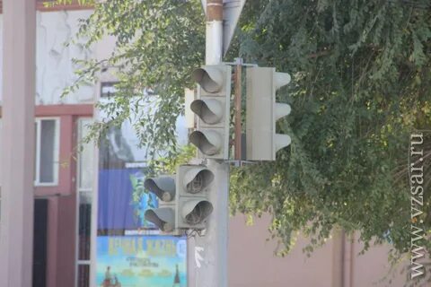 Светофор энгельс
