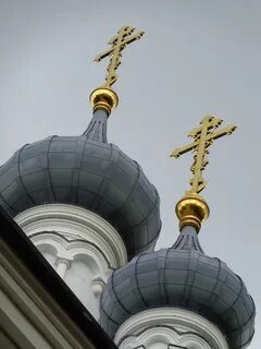 Через церковь