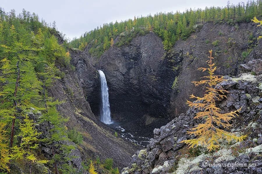 Плато Путорана. Идолы плато Путорана. Мегалиты плато Путорана. Каменные столбы плато Путорана.