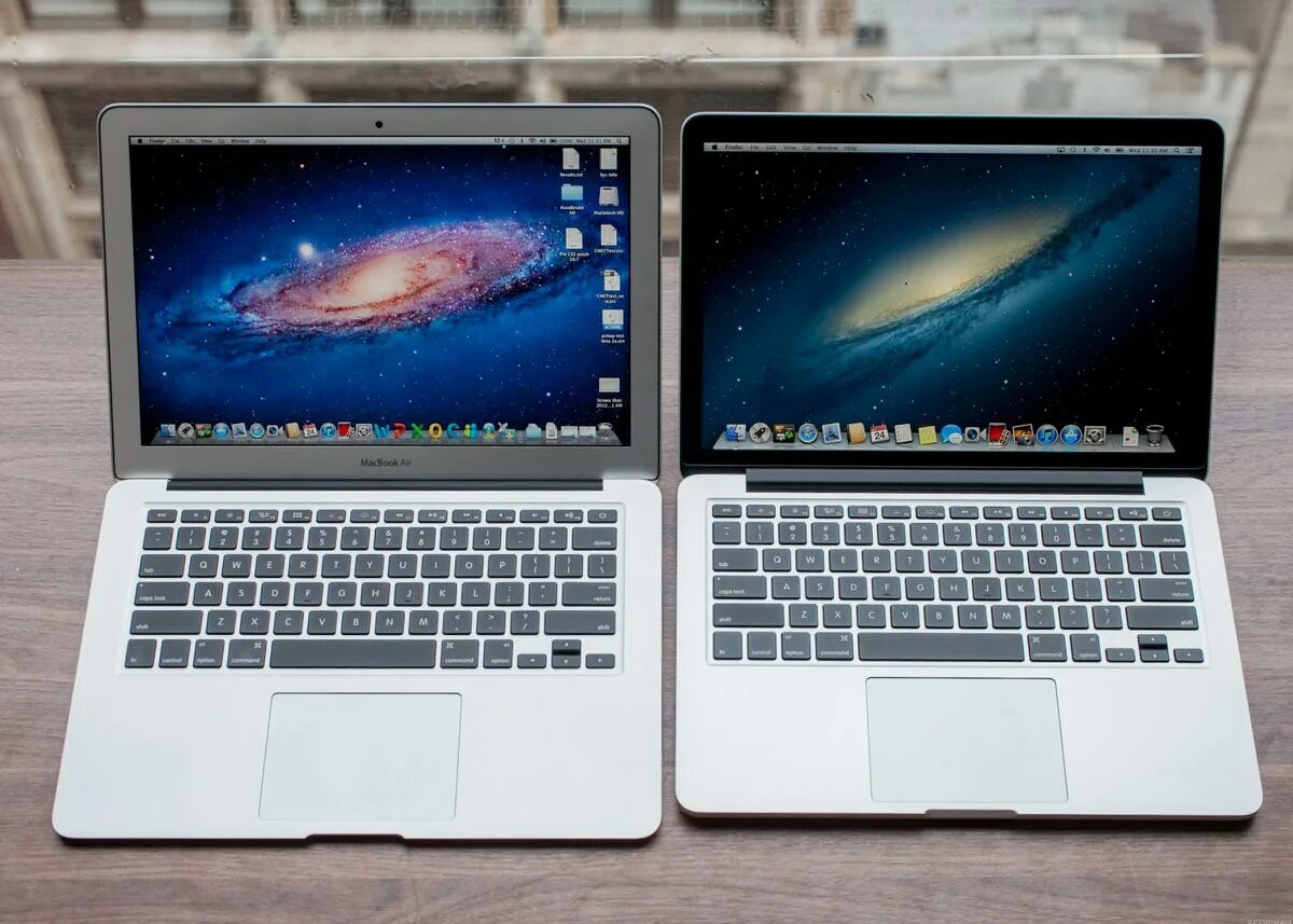 Macbook pro 13 экран. MACBOOK Air 13. MACBOOK Pro 13 inch. MACBOOK Air 13 Pro. Макбук АИР 15 дюймов.