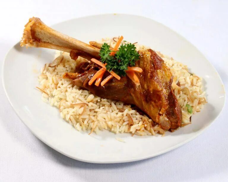 Лэмб кук ресторан. Pappardelle lamb shank. Lamb shank 'avgolemono'. Shank food. Рулька ягненка.