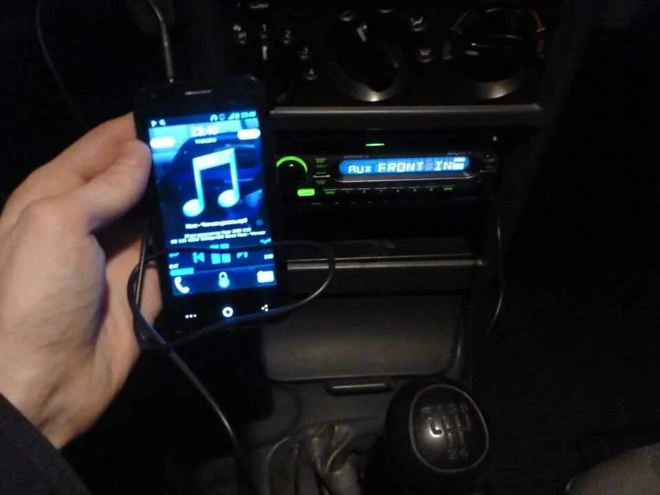 USB Bluetooth трансмиттер для автомагнитолы. Блютуз для автомагнитолы в прикуриватель. Две магнитолы в авто через aux. Автомагнитола через usb