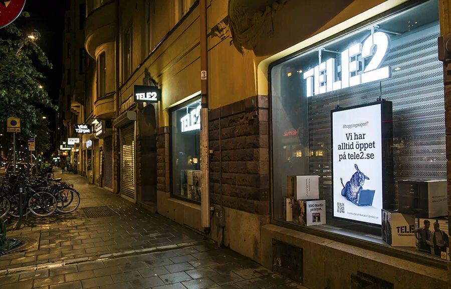 социальная реклама швеция. абсурд в рекламе. швеция реклама. креативные автобусные остановки. социальная реклама швеция.