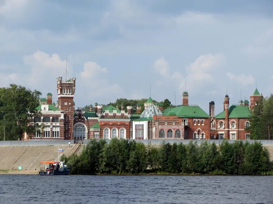 Посёлок Юрино Марий Эл Шереметьевский замок. Замок в Юрино Марий Эл. Юрино Шереметьевский замок Волга. Замок Шереметьево Марий Эл. Юрино марий эл на неделю