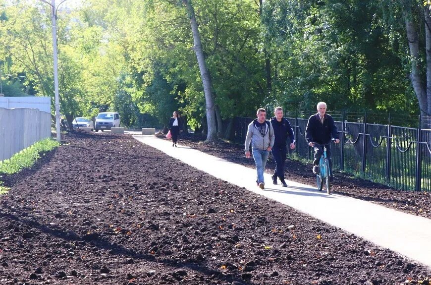 Тропа народа. Народные тропы благоустроят. Народные тропы Подмосковья. Пешеходные дорожки и тротуары в Люберцах. Пешая тропа Подмосковье.