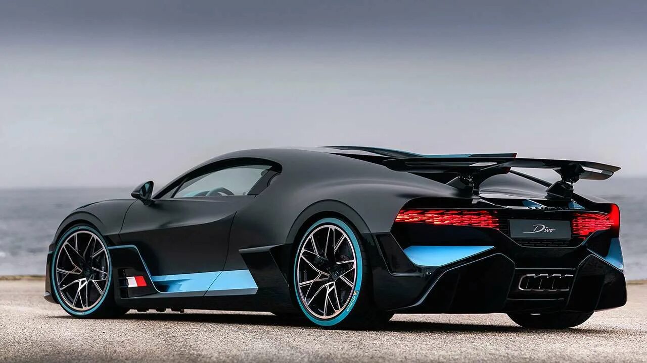 Стоит бугатти дива. Bugatti diva гиперкар. бугатти диво 2019. бугатти диво 2018. бугатти дива 2025.
