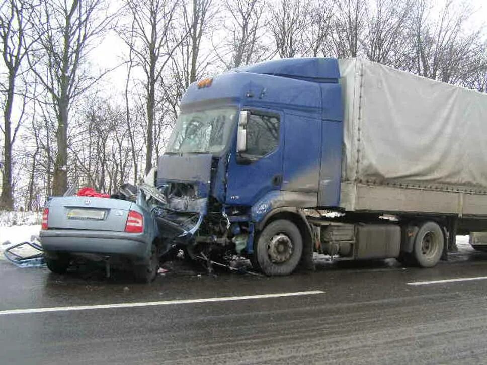 Дтп грузовые автомобили. Аварии грузовых автомобилей.
