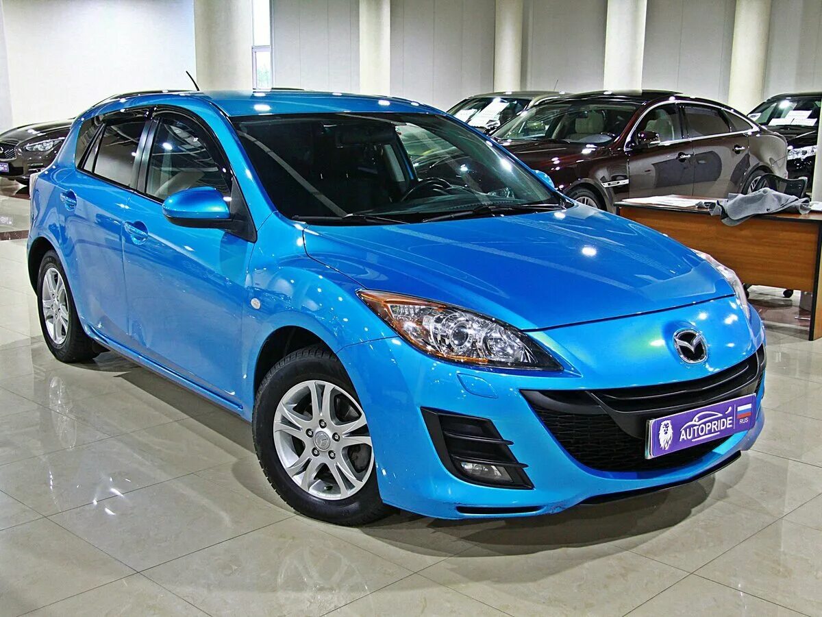 Mazda 3 Blue. Мазда 3 хэтчбек синяя. Мазда 3 BL хэтчбек голубая. Мазда 3 2011 голубая. Автомобили хэтчбек с пробегом