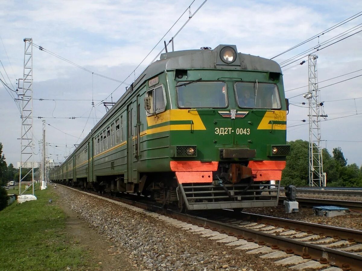 Станция лужская сортировочный парк. Эр2 929. П36 0027. Т к ж д э. Эд2т 0043.