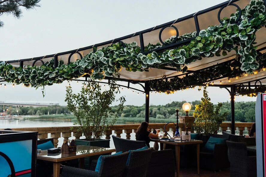 рестораны на набережной ростов на дону. ресторан береговая 14 ростов-на-дону. ресторан маяк ростов на дону береговая 14. панорамный ресторан ростов. эрти ресторан ростов.