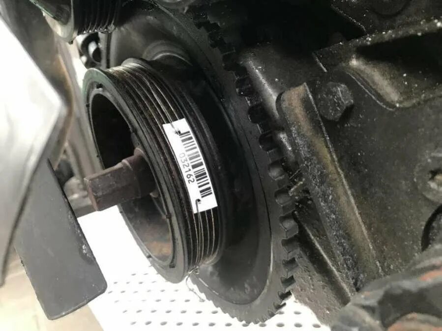 Как открутить шкив коленвала вольво хс90 v8 - Volvo XC90 (1G), 4,4 л, 2005 года 