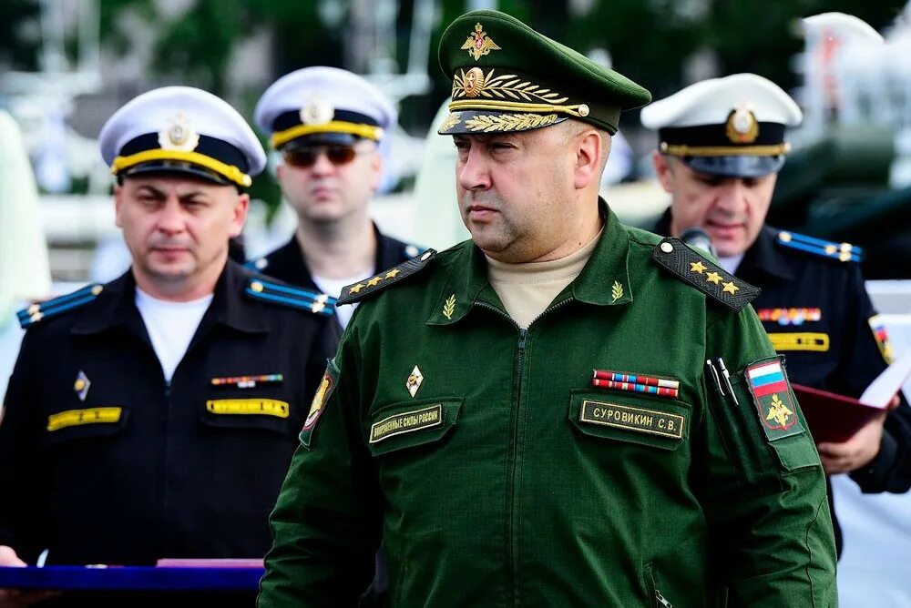 Где сегодня находится суровикин