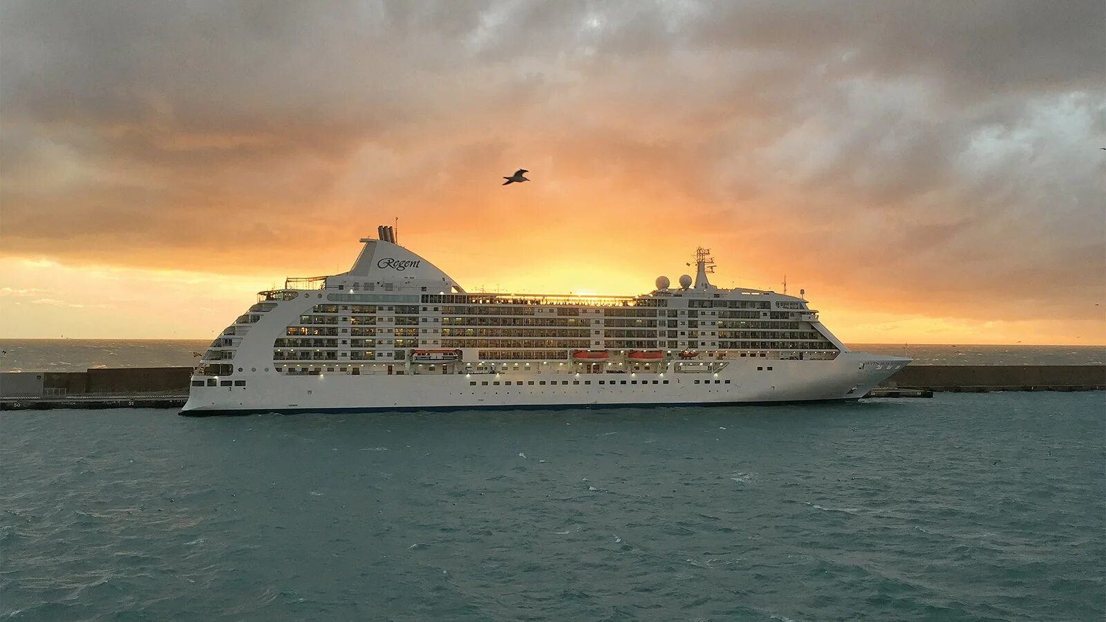 7 дней круиза. Explorer 7 seas. Iona лайнер круизный. 7 дней круиза. Круизы msc 2023.