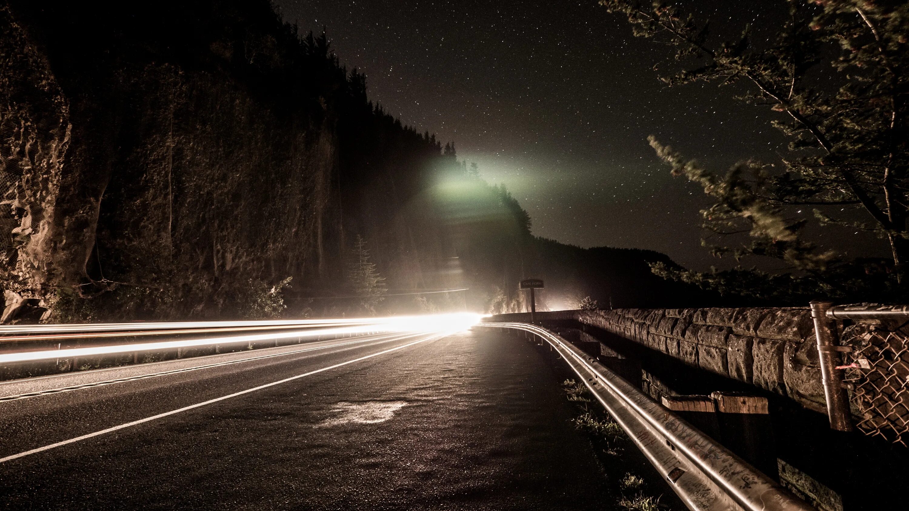 Дорога ночью. Трасса ночью. Американская дорога ночью. Ночная дорога фото.