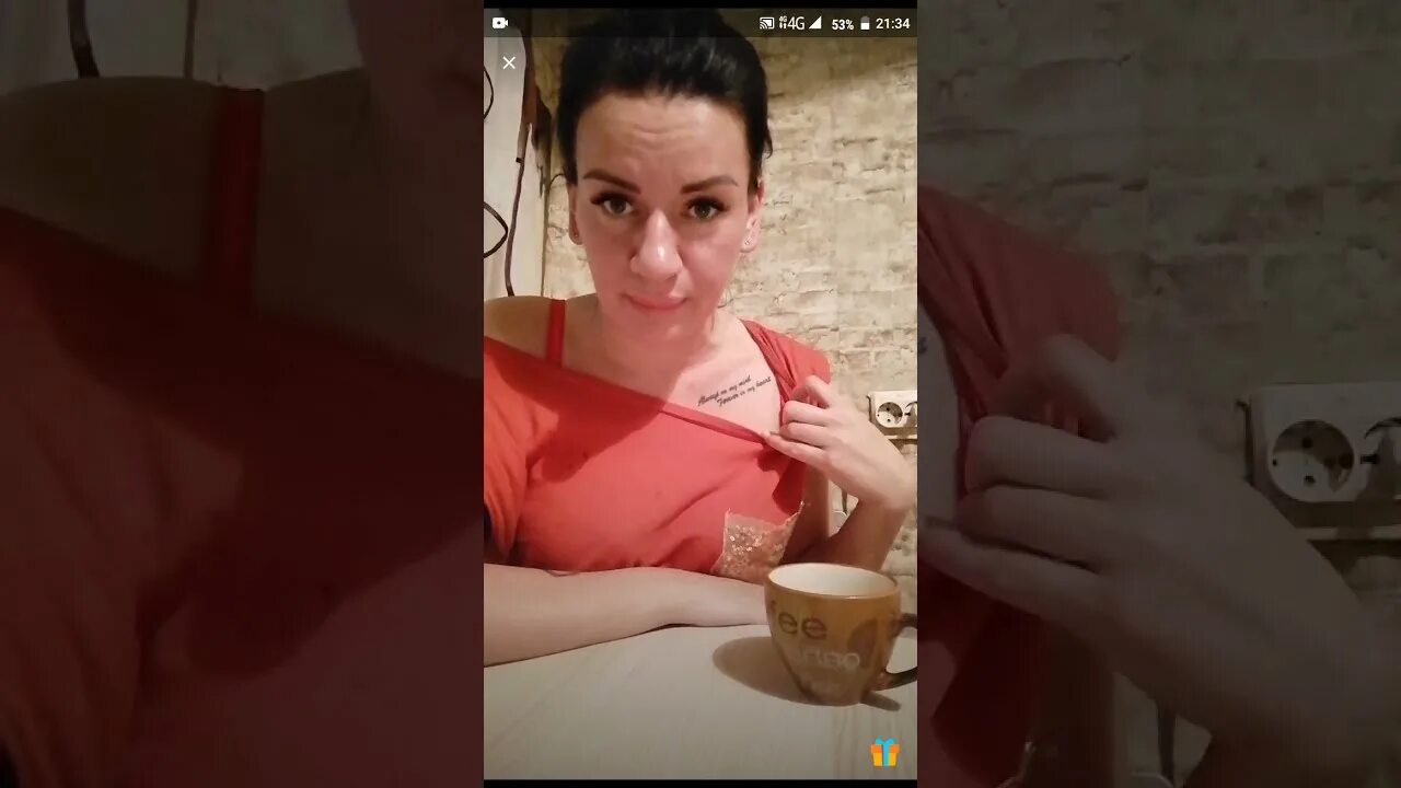 Перископ девушки девушки. Трансляции подростков. Kissofacobra 2022. Известные вебкам модели. Девушки перископ трансляции.