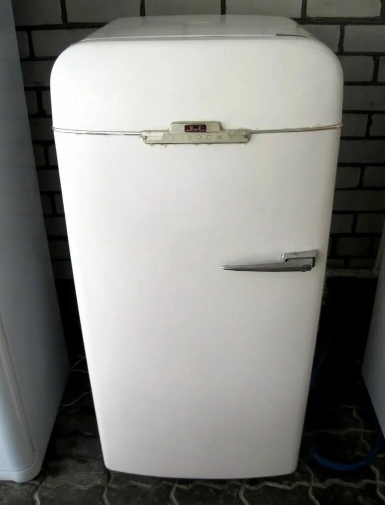 Холодильник зис-москва дх2. Холодильник зил ссср. Холодильник днепр 402 -1. Холодильник зил кх-240. Холодильник зил-64 кш-260п терморегулятор.