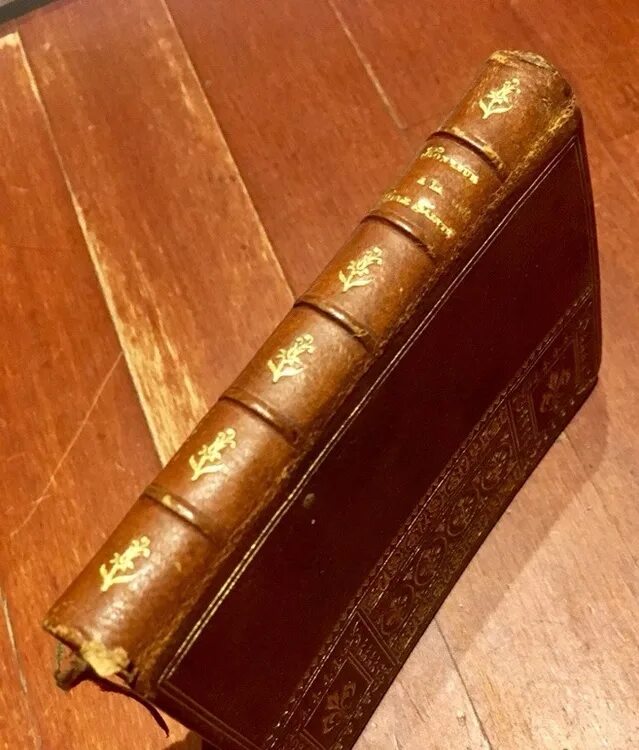 1889 книга. Книга 1889. Титан книга 1889 года.